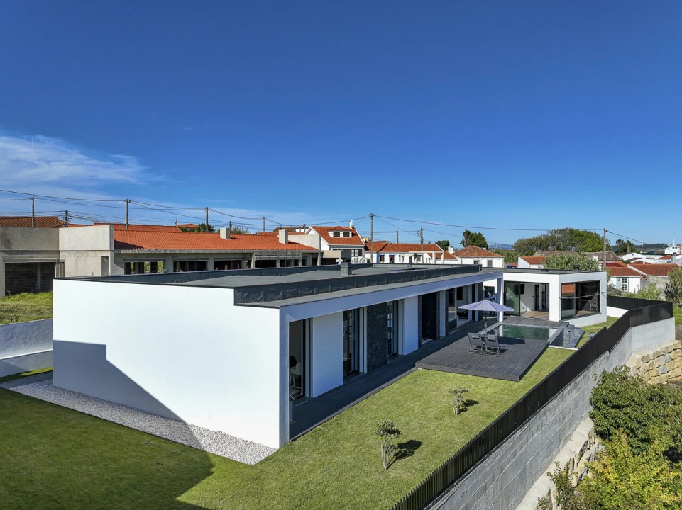 Moradia T4 para Venda em Santo Isidoro Foto 34