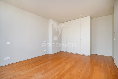Apartamento T4 para Venda em Barcelinhos