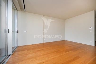 Apartamento T4 para Venda em Barcelinhos