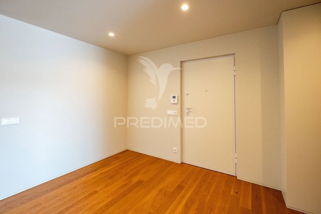 Apartamento T4 para Venda em Barcelinhos Foto 37