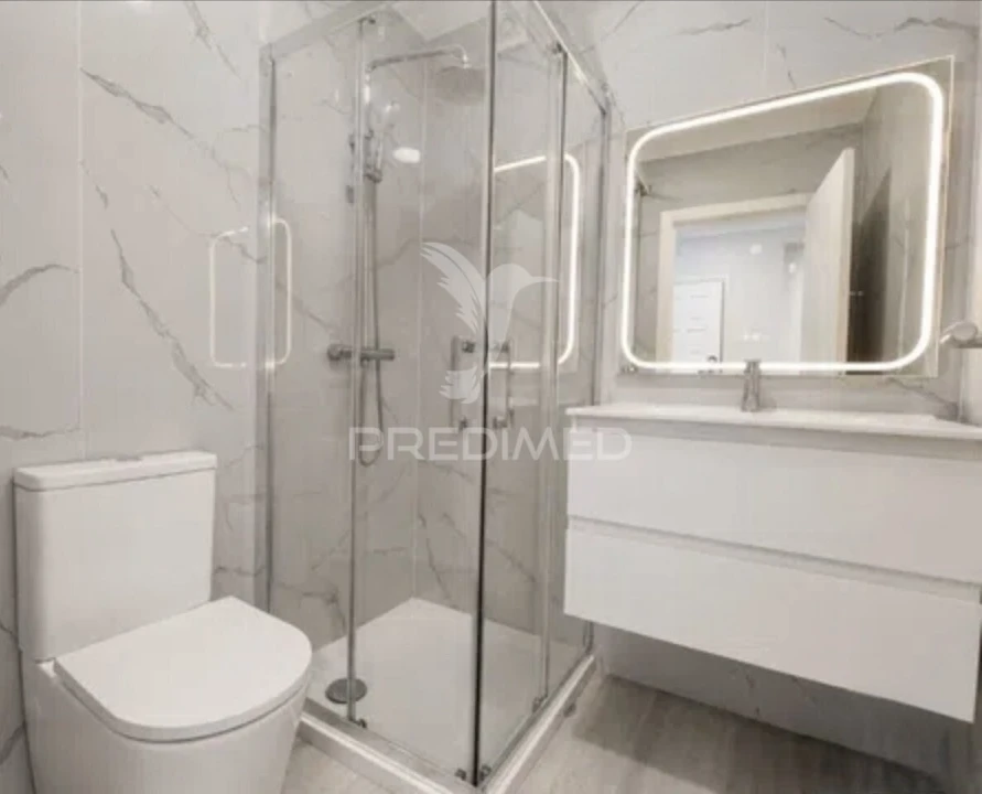 Apartamento T4 para Venda em Amora Foto 28
