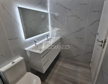 Apartamento T4 para Venda em Amora