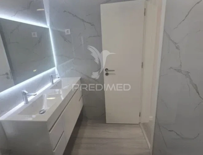 Apartamento T4 para Venda em Amora Foto 30