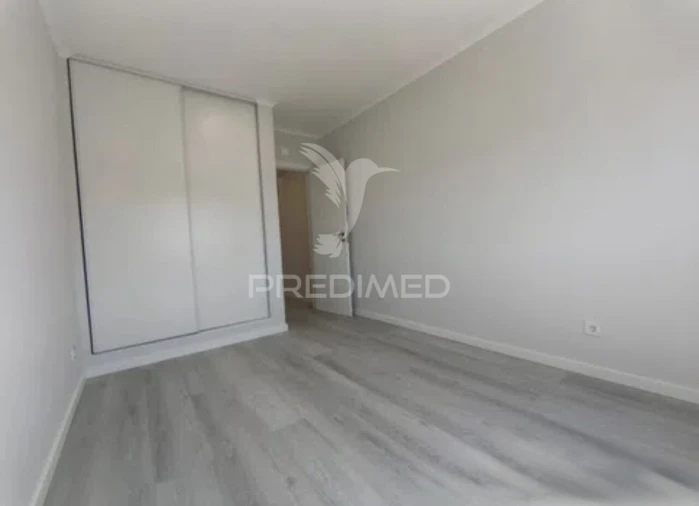 Apartamento T4 para Venda em Amora Foto 19