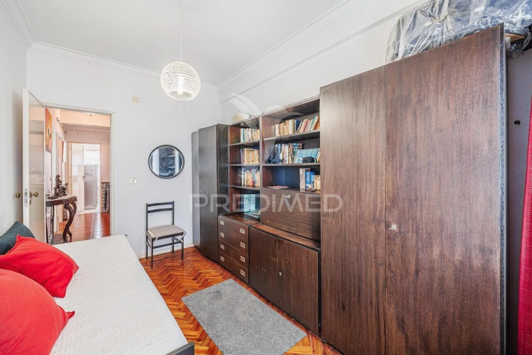 Apartamento T3 para Venda em Massamá e Monte Abraão Foto 24