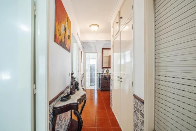 Apartamento T3 para Venda em Massamá e Monte Abraão