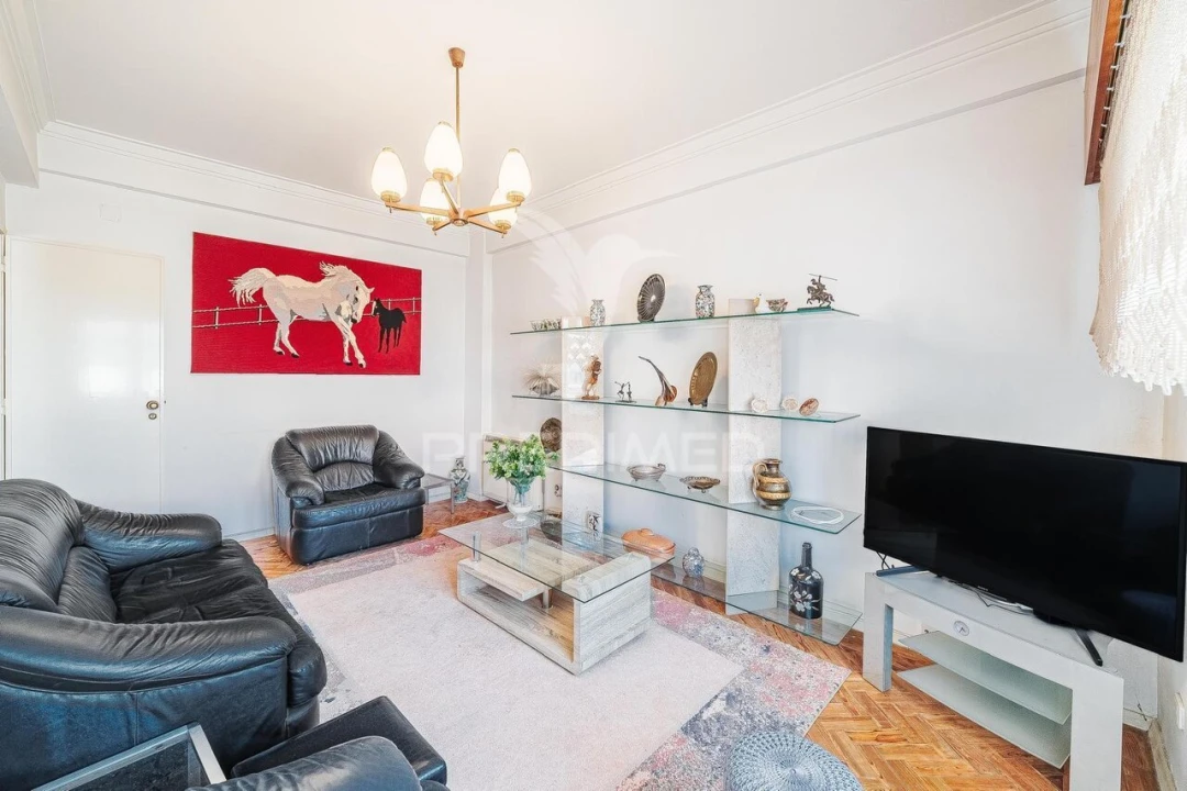 Apartamento T3 para Venda em Massamá e Monte Abraão Foto 3