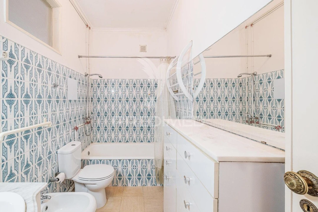 Apartamento T3 para Venda em Massamá e Monte Abraão Foto 27
