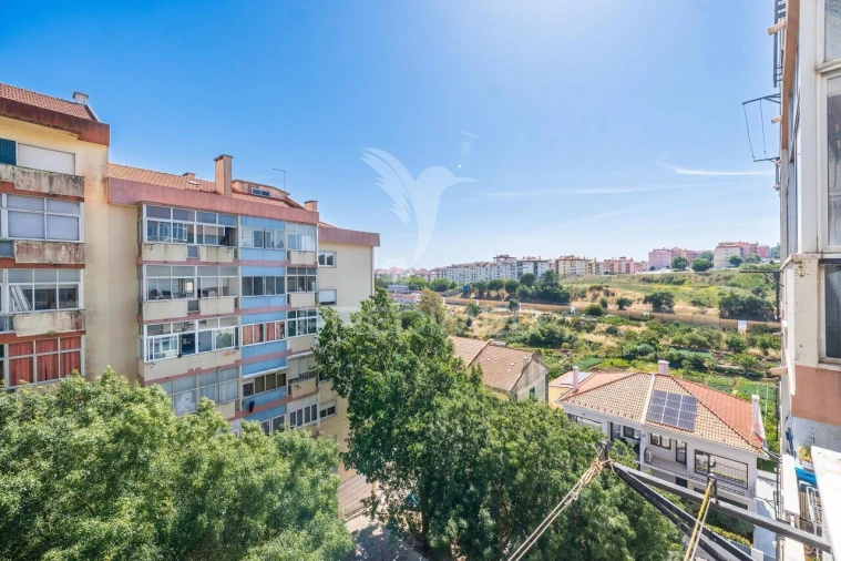 Apartamento T3 para Venda em Massamá e Monte Abraão Foto 31