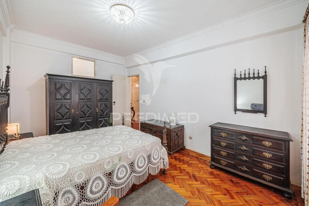 Apartamento T3 para Venda em Massamá e Monte Abraão Foto 21