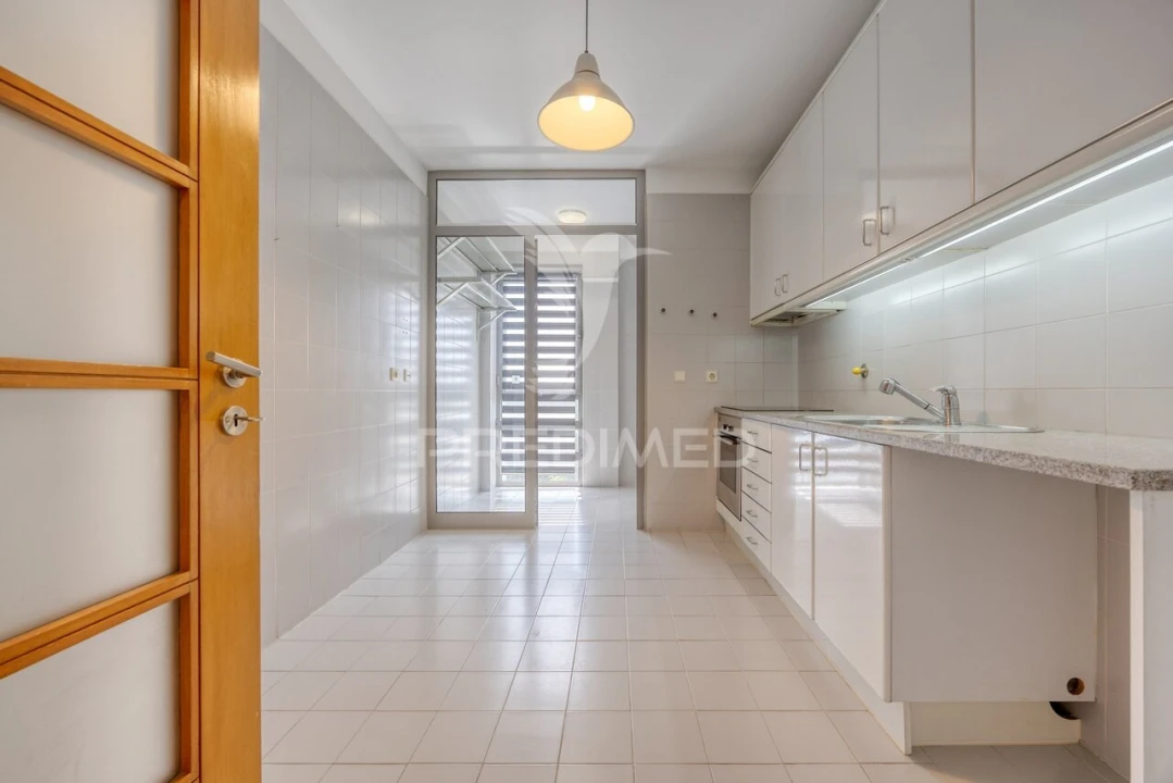 Apartamento T2 para Venda em Moreira Foto 22