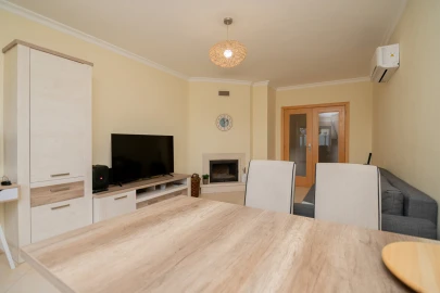 Apartamento T2 para Venda em Algoz e Tunes