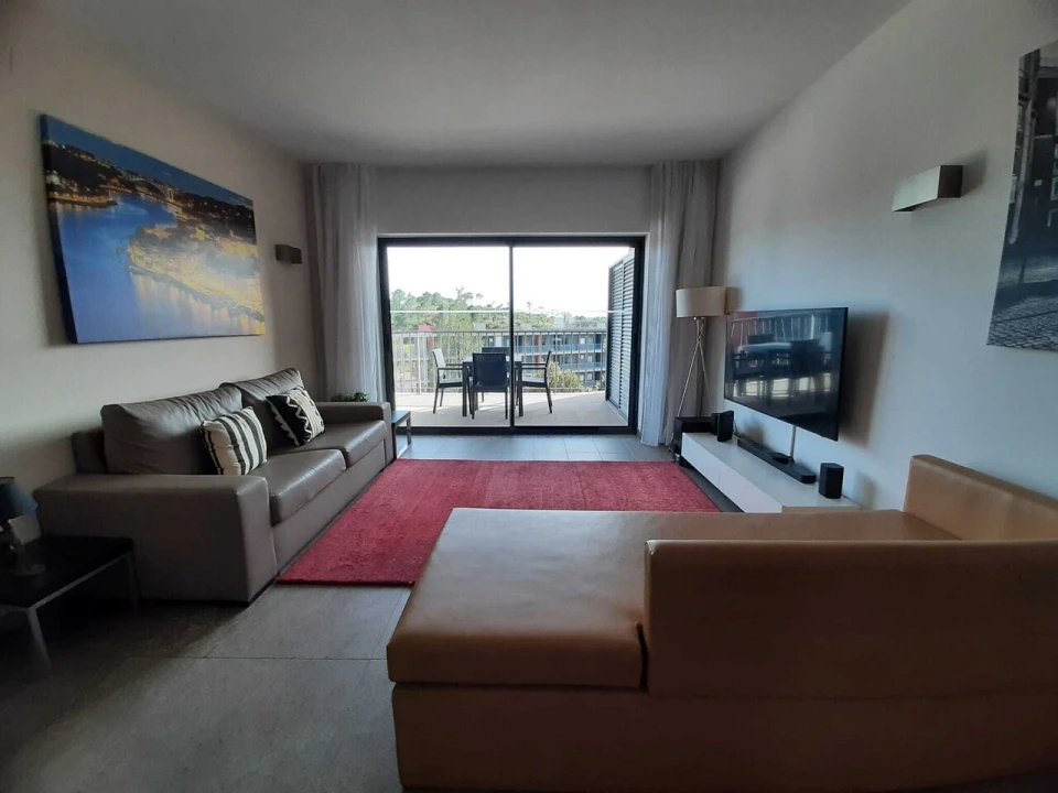 Apartamento T2 para Venda em Mexilhoeira Grande Foto 3