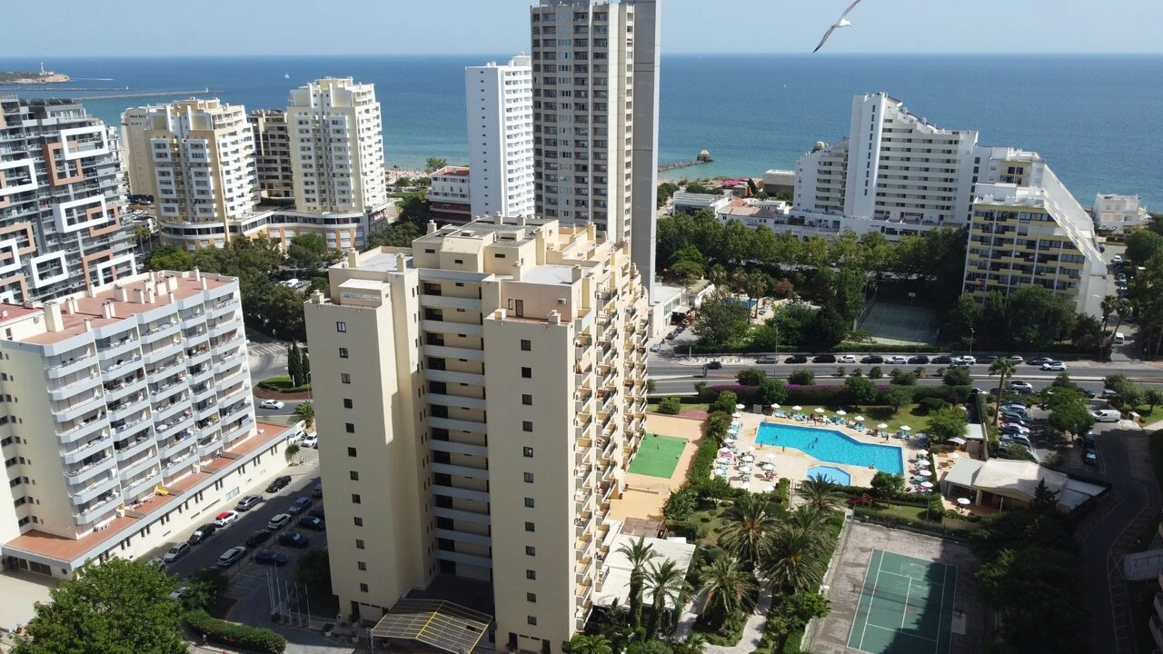 Apartamento T1 para Venda em Portimão Foto 2