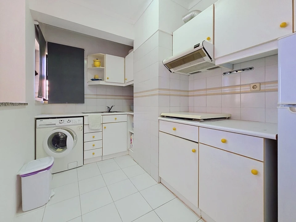 Apartamento T1 para Venda em Portimão Foto 13