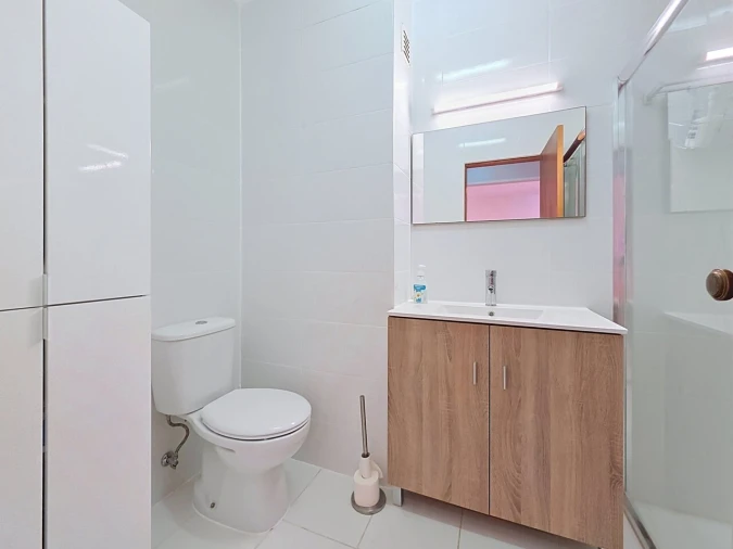 Apartamento T1 para Venda em Portimão Foto 5