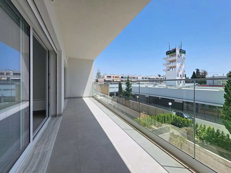 Apartamento T1 para Venda em Portimão Foto 7