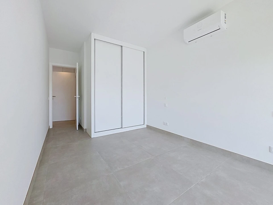Apartamento T1 para Venda em Portimão Foto 9