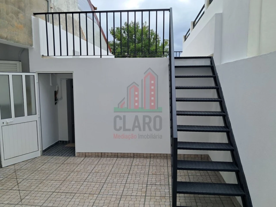 Apartamento T3 para Venda em Montemor-O-Velho e Gatões Foto 2