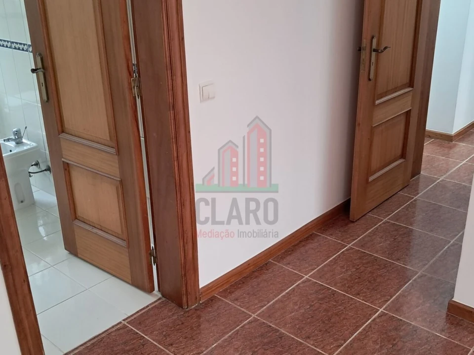 Apartamento T3 para Venda em Montemor-O-Velho e Gatões Foto 32