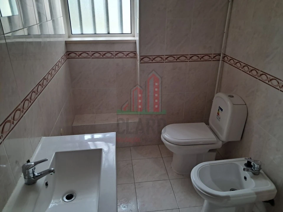 Apartamento T3 para Venda em Montemor-O-Velho e Gatões Foto 25