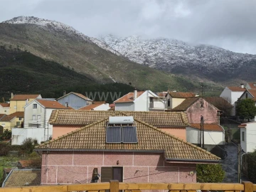 Moradia T3 para Venda em Cortes do Meio