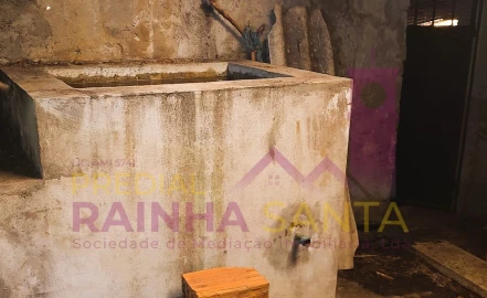Moradia T4 para Venda em Arrifana
