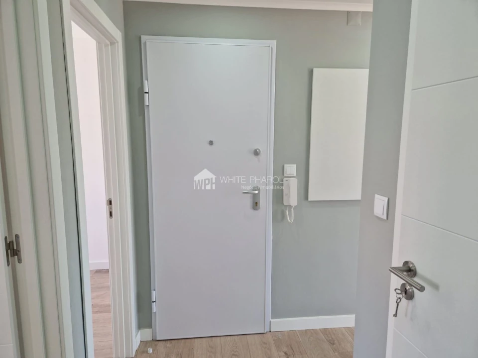Apartamento T3 para Venda em Odivelas Foto 3