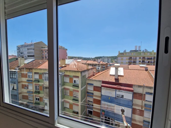 Apartamento T3 para Venda em Odivelas Foto 8