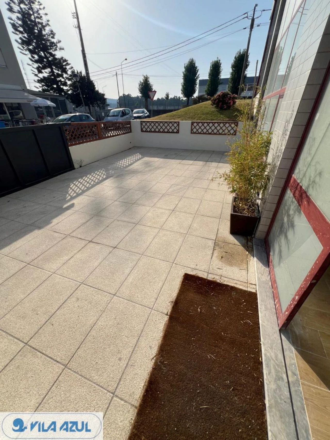 Apartamento T4 para Arrendamento em Vilarinho das Cambas Foto 16