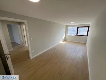 Apartamento T4 para Arrendamento em Vilarinho das Cambas