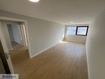 Apartamento T4 para Venda em Vilarinho das Cambas