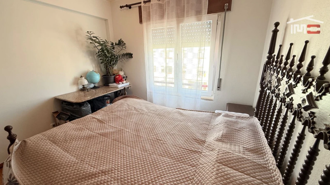 Apartamento T3 para Venda em Alcochete Foto 23