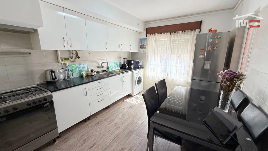 Apartamento T3 para Venda em Alcochete Foto 7