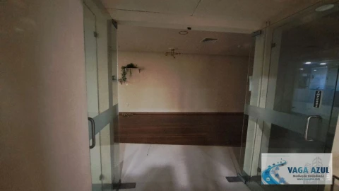 Loja para Arrendamento em Gondomar (São Cosme), Valbom e Jovim