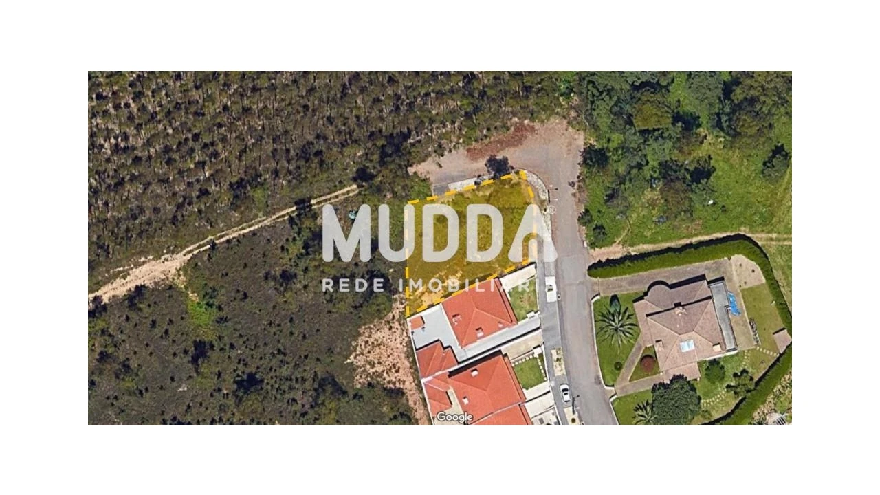 Terreno para Venda em Macieira de Sarnes Foto 1