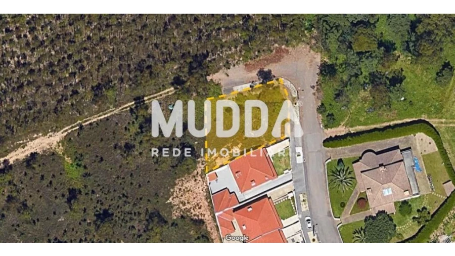 Terreno para Venda em Macieira de Sarnes