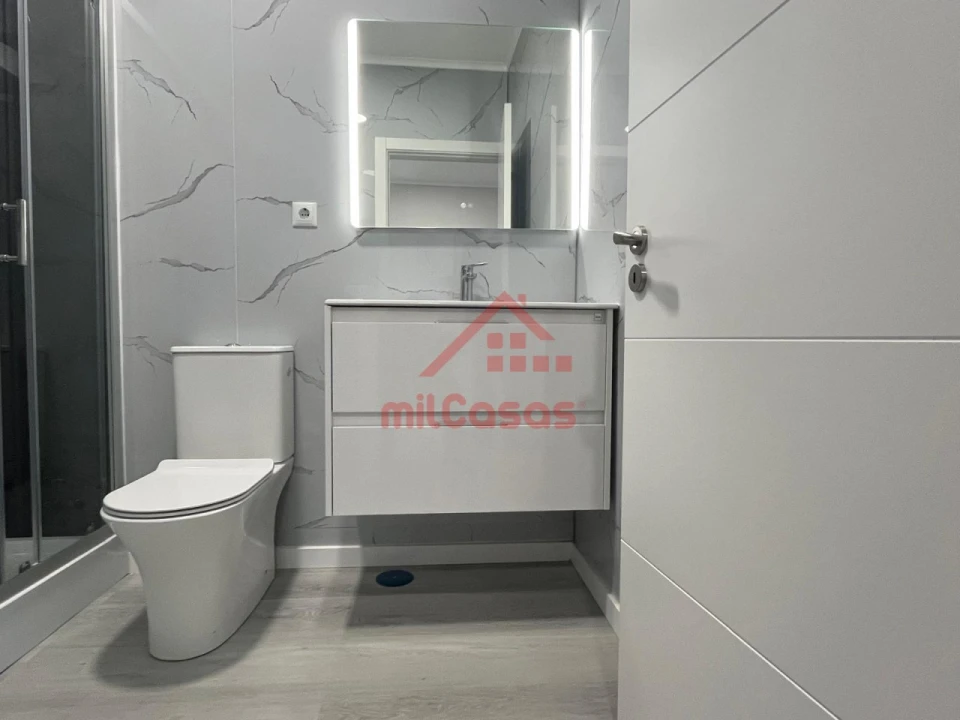 Apartamento T2 para Venda em Oeiras e São Julião da Barra, Paço de Arcos e Caxias Foto 7
