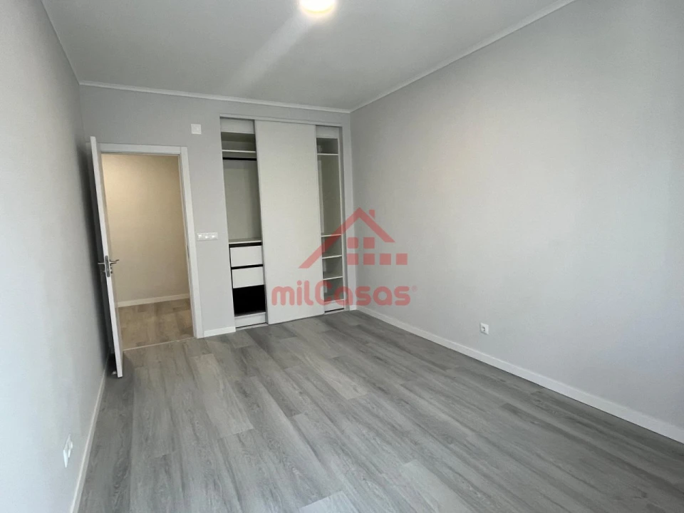Apartamento T2 para Venda em Oeiras e São Julião da Barra, Paço de Arcos e Caxias Foto 13