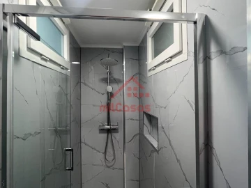 Apartamento T2 para Venda em Oeiras e São Julião da Barra, Paço de Arcos e Caxias