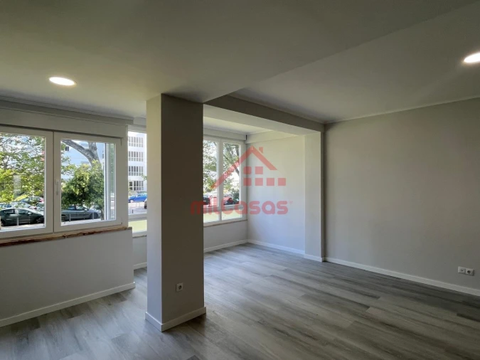 Apartamento T2 para Venda em Oeiras e São Julião da Barra, Paço de Arcos e Caxias Foto 4