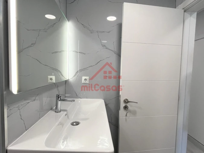 Apartamento T2 para Venda em Oeiras e São Julião da Barra, Paço de Arcos e Caxias Foto 8