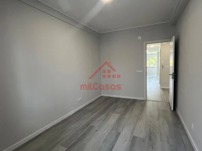 Apartamento T2 para Venda em Oeiras e São Julião da Barra, Paço de Arcos e Caxias Foto 12