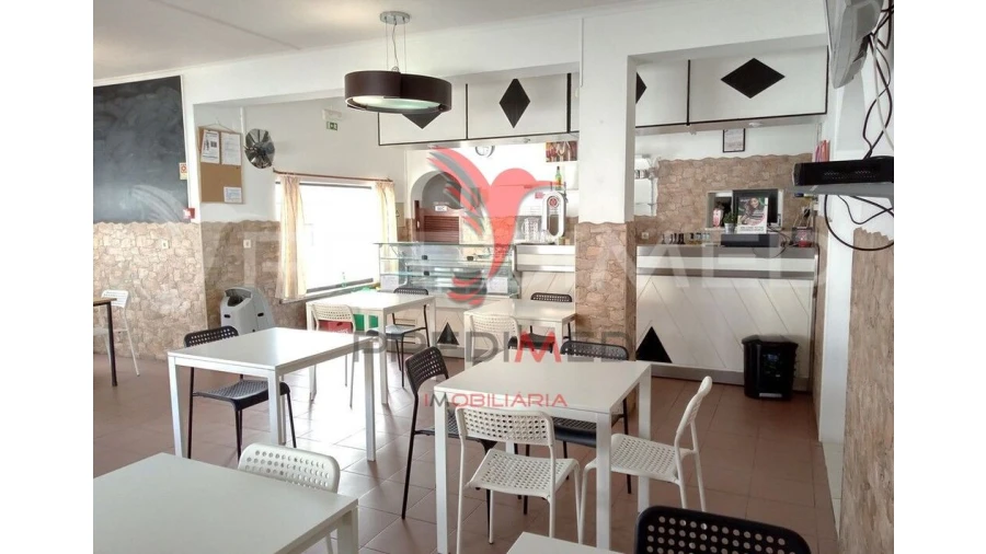 Loja para Venda em Miragaia e Marteleira Foto 20