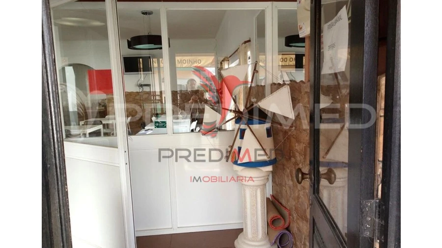 Loja para Venda em Miragaia e Marteleira Foto 18