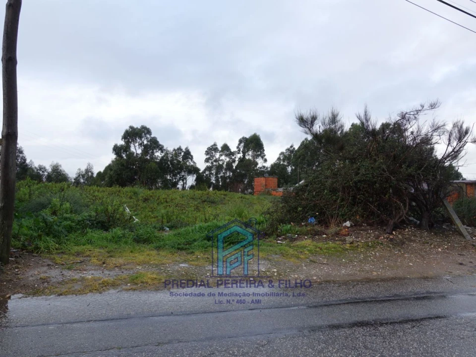 Terreno P/ Prédio para Venda em Fânzeres e São Pedro da Cova Foto 1