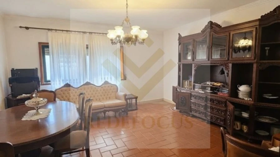 Apartamento T1 para Venda em Santa Maria da Feira, Travanca, Sanfins e Espargo