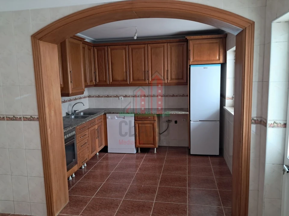 Apartamento T3 para Venda em Montemor-O-Velho e Gatões Foto 21