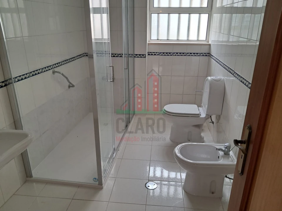 Apartamento T3 para Venda em Montemor-O-Velho e Gatões Foto 26