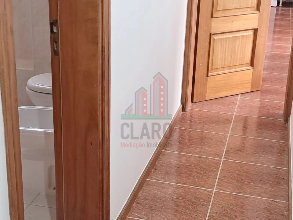 Apartamento T3 para Venda em Montemor-O-Velho e Gatões Foto 34